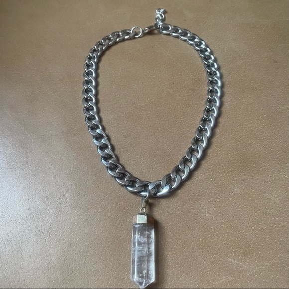 Statement large crystal quartz curb chain necklace silver - Picture 4 of 7